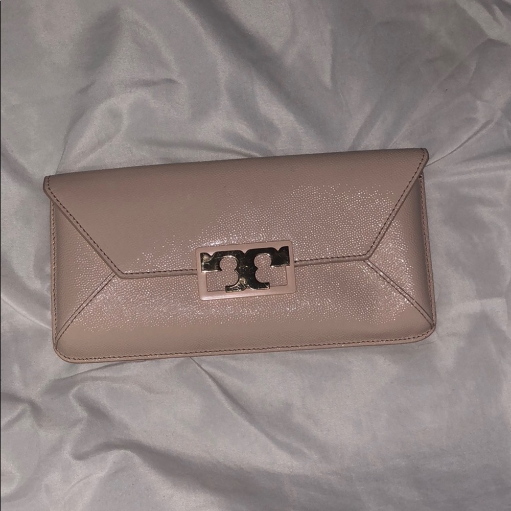 GIGi leather Tory Burch clutch